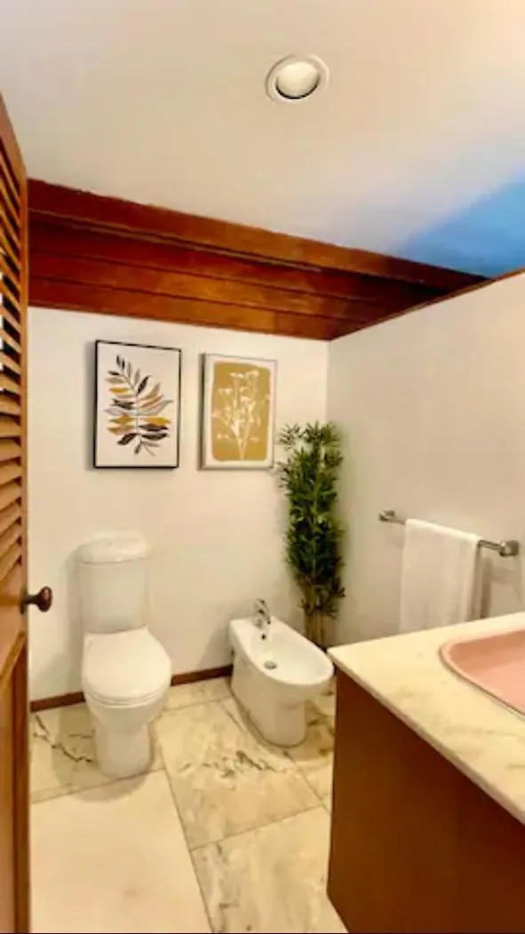 Spacious Hideaway Retreat, Brookfield, Brisbane