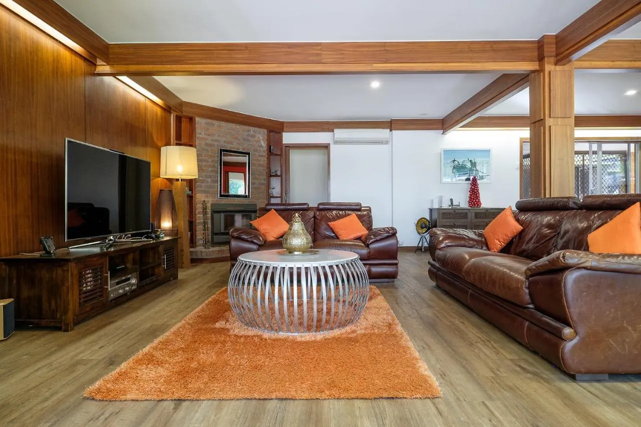 Holiday home Spacious Hideaway Retreat, Brookfield, Brisbane