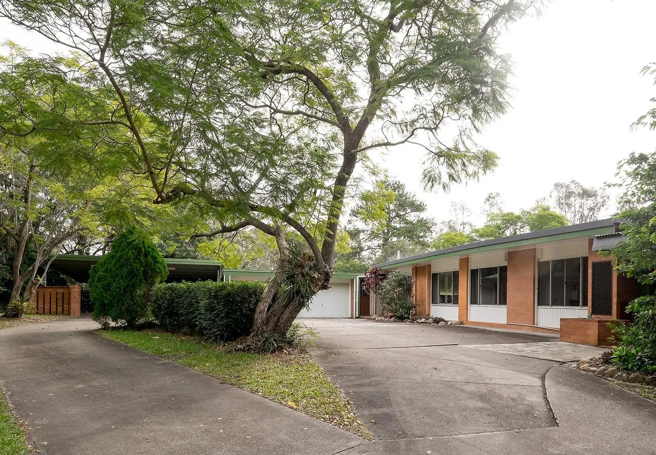 Spacious Hideaway Retreat, Brookfield, בריסביין 0*,  אוסטרליה